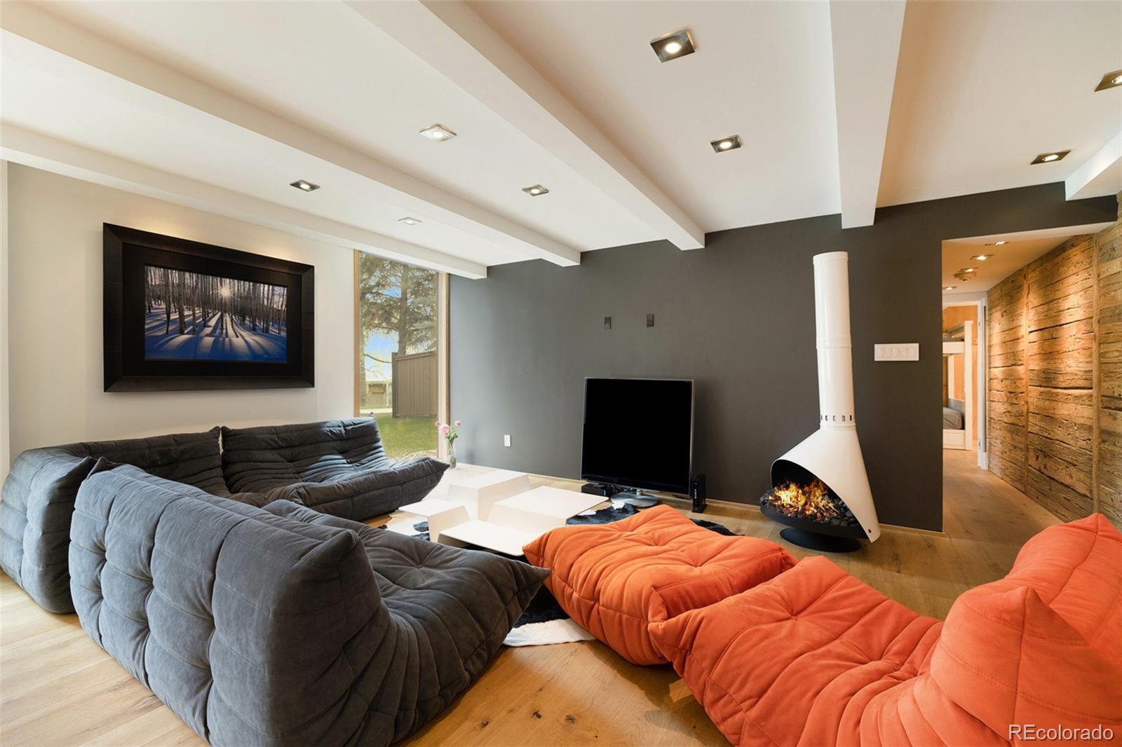 300 E Lionshead Circle Vail CO 81657