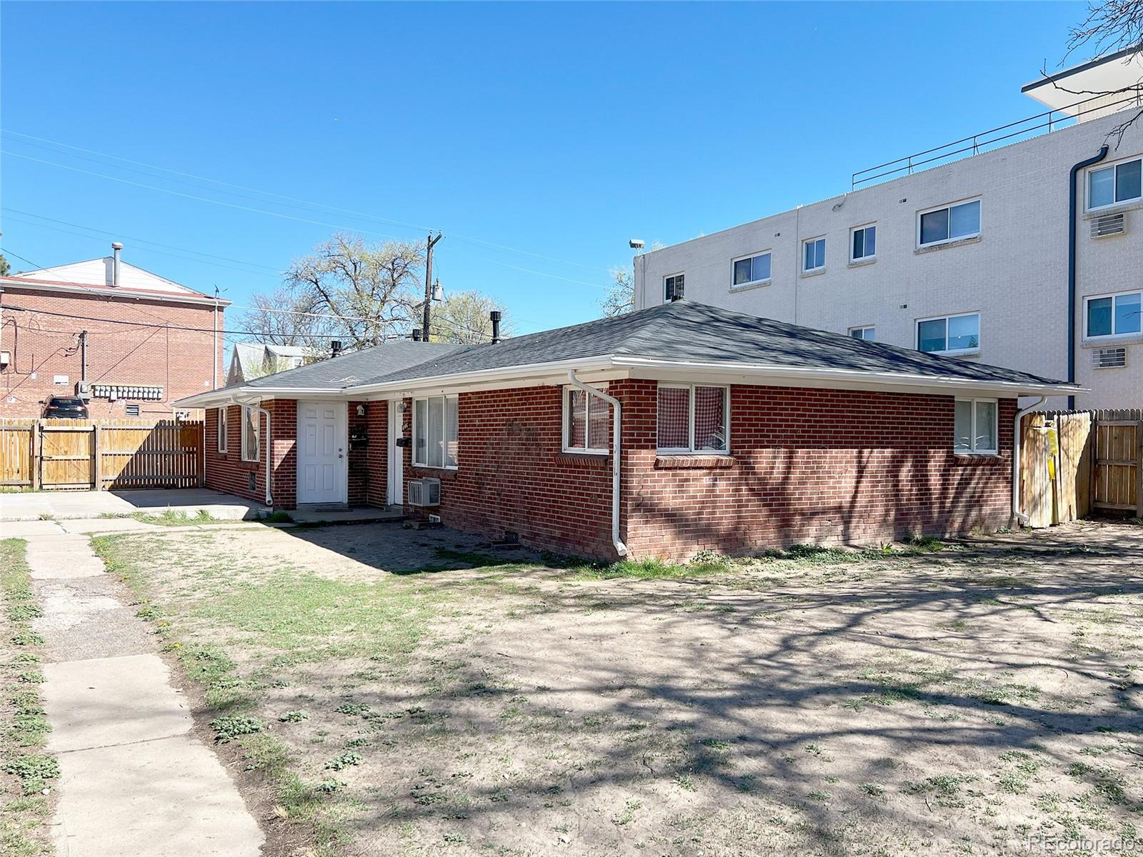 1646 Beeler Street Aurora CO 80010