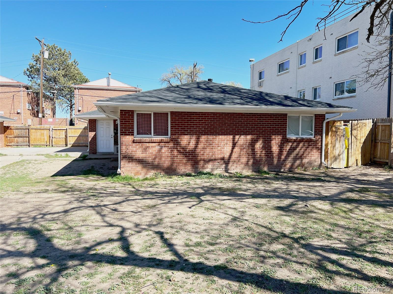 1646 Beeler Street Aurora CO 80010