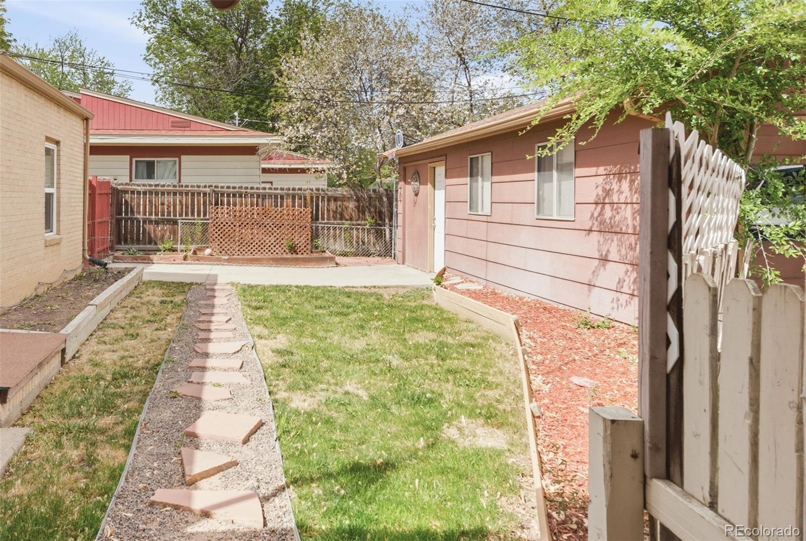 1506-1508 Collyer Street Longmont CO 80501