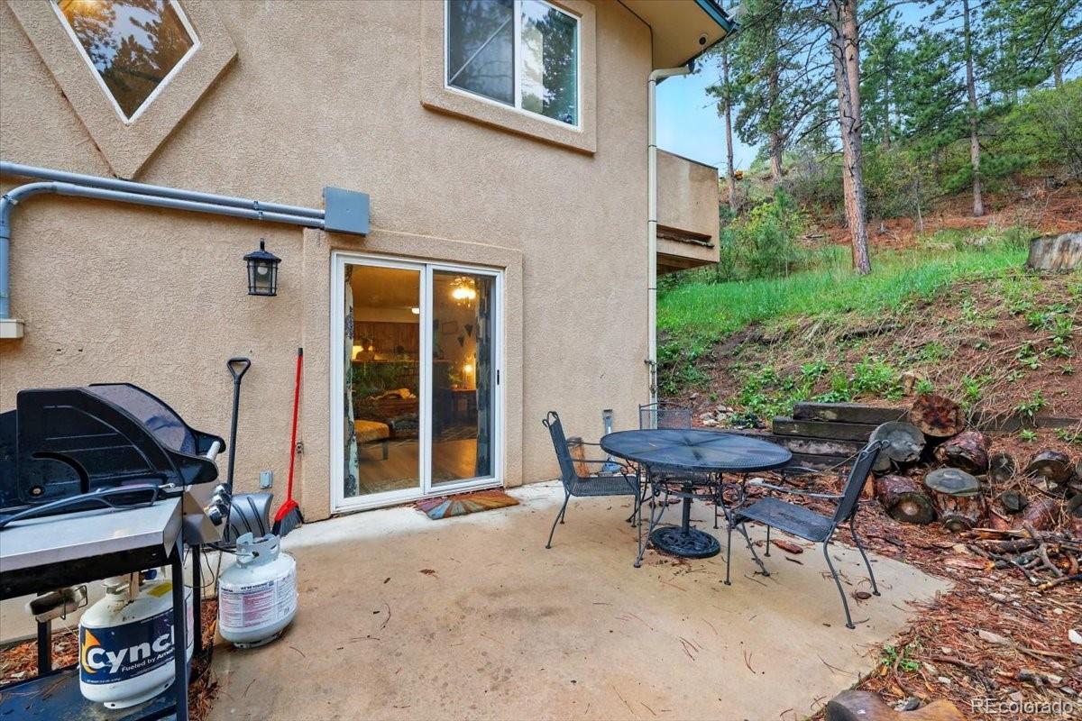 4840-4860 Pikes Peak Highway Cascade CO 80809
