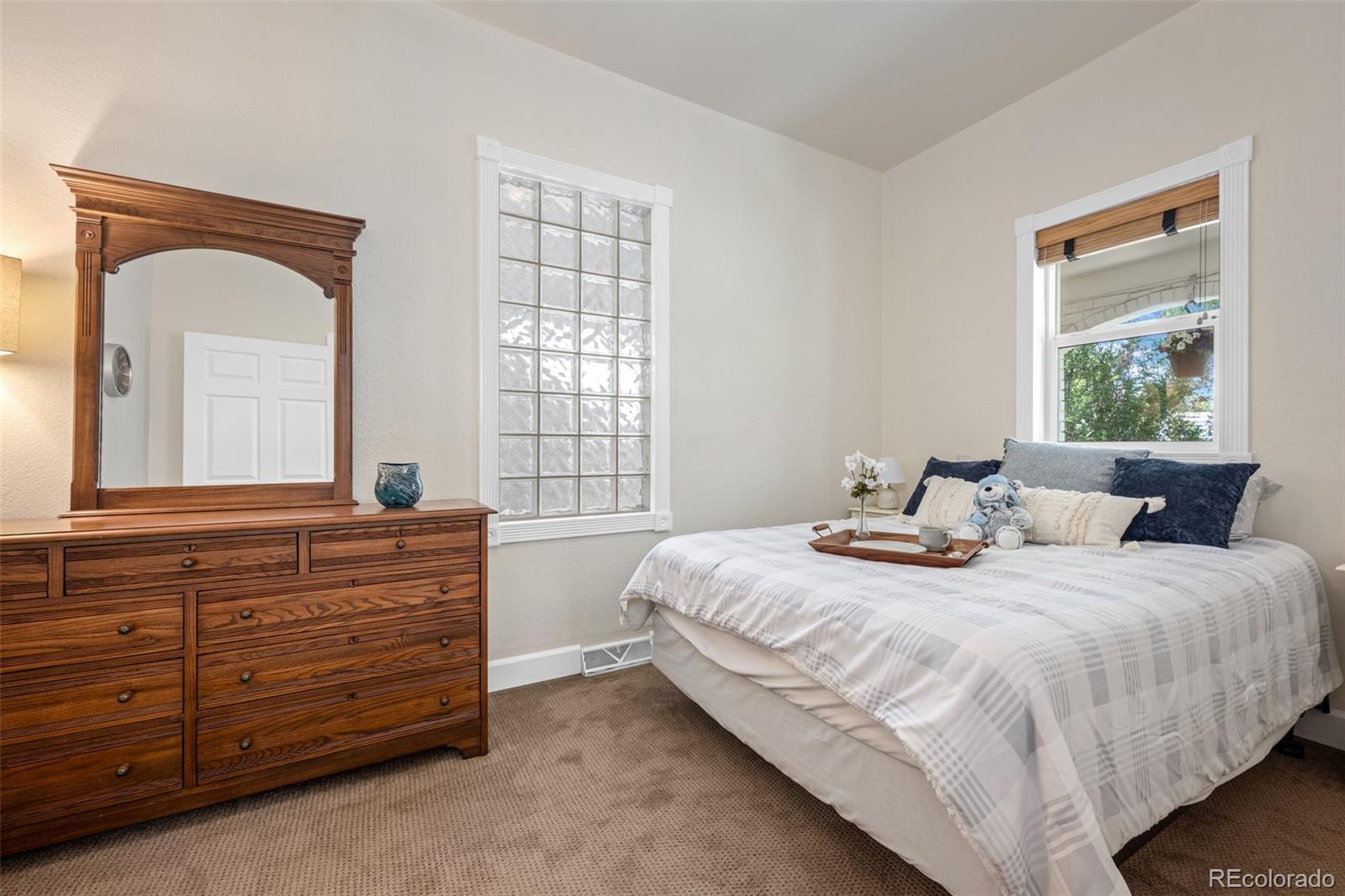 3027 Lawrence Street Denver CO 80205