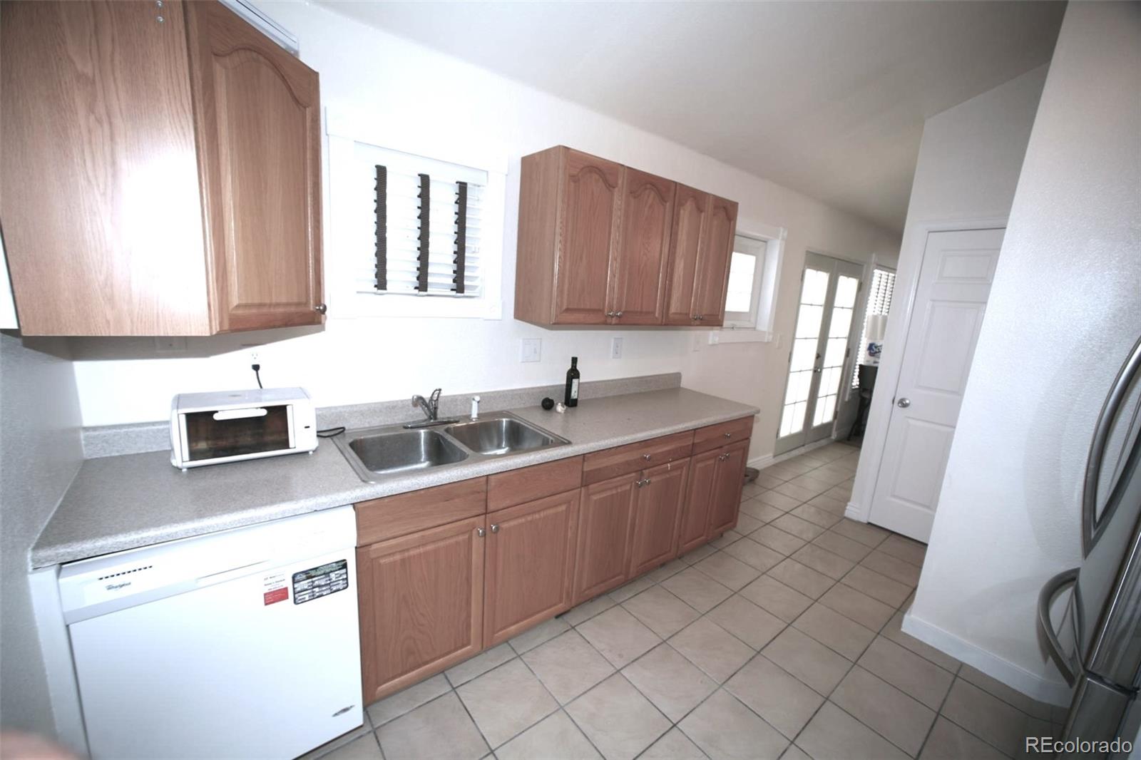 3027 Lawrence Street Denver CO 80205