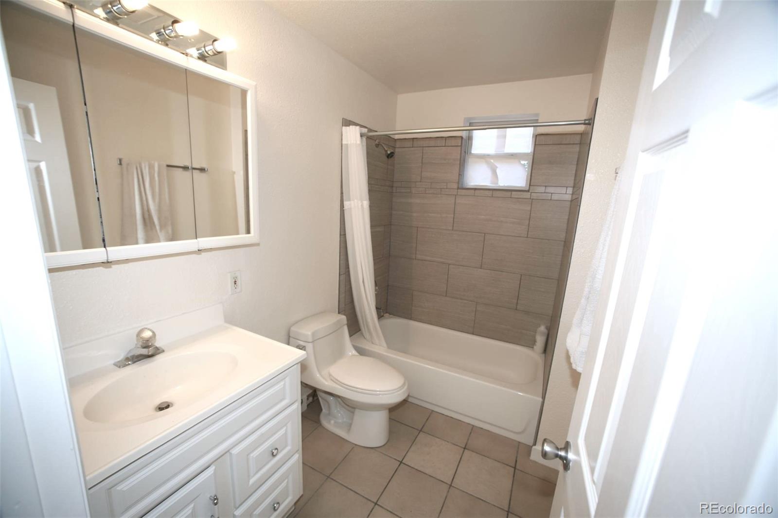 3027 Lawrence Street Denver CO 80205