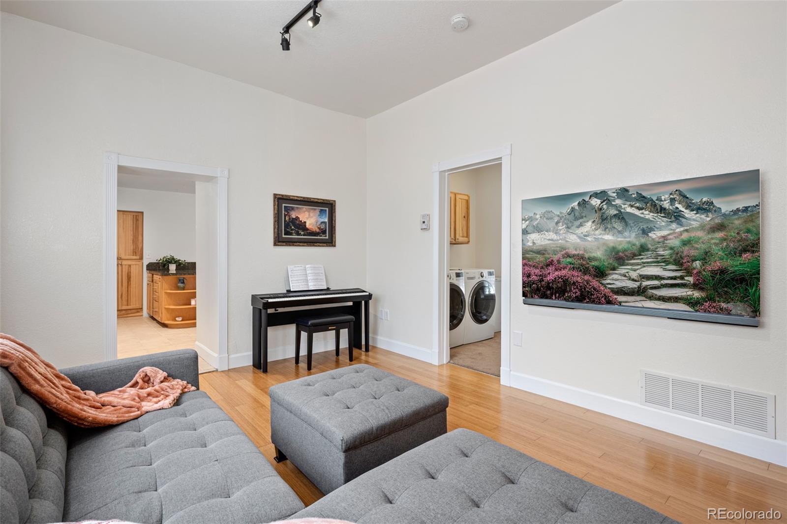 3027 Lawrence Street Denver CO 80205
