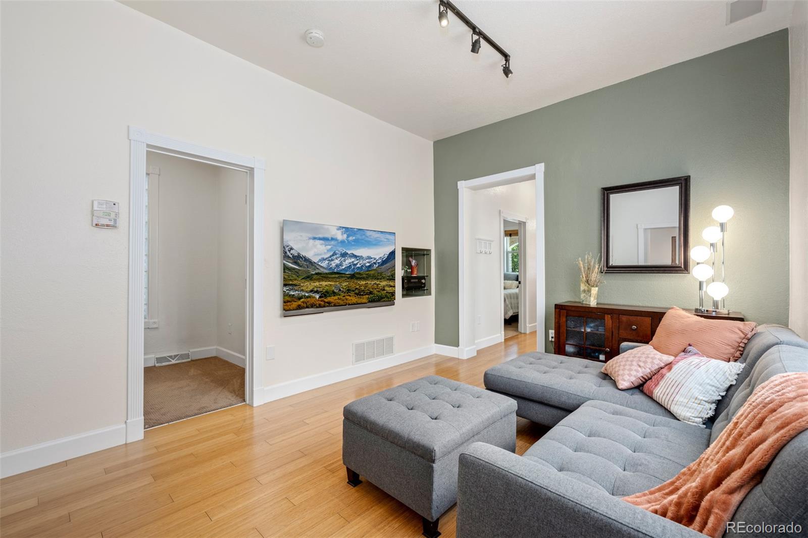 3027 Lawrence Street Denver CO 80205
