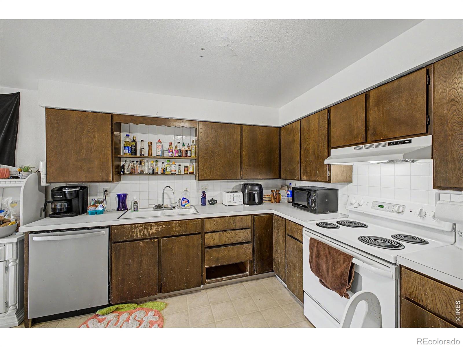 938 Kelly Place Longmont CO 80501