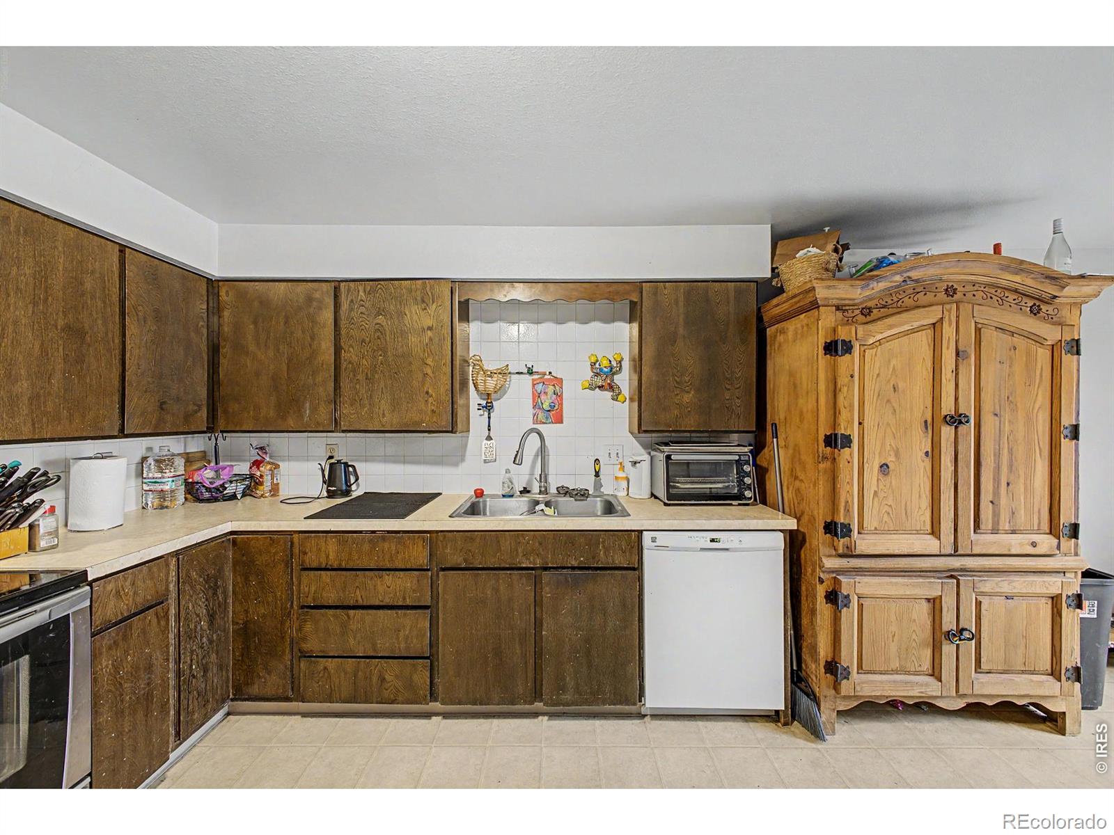 938 Kelly Place Longmont CO 80501