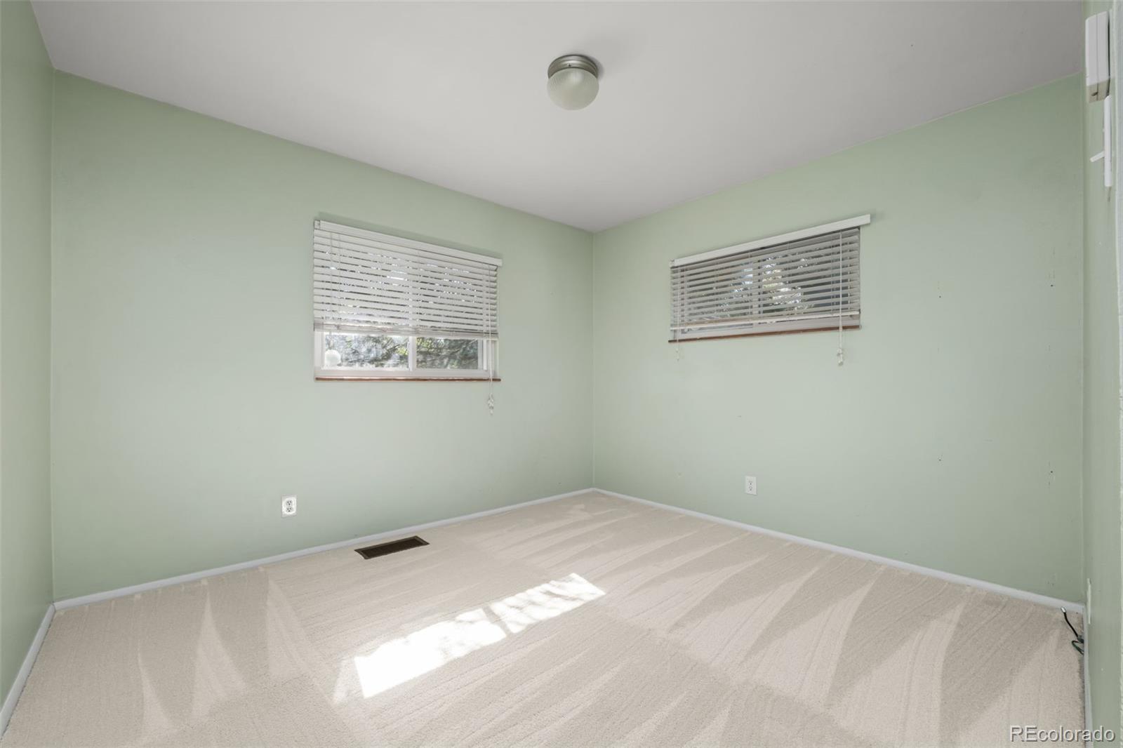 3201 S Glencoe Street Denver CO 80222