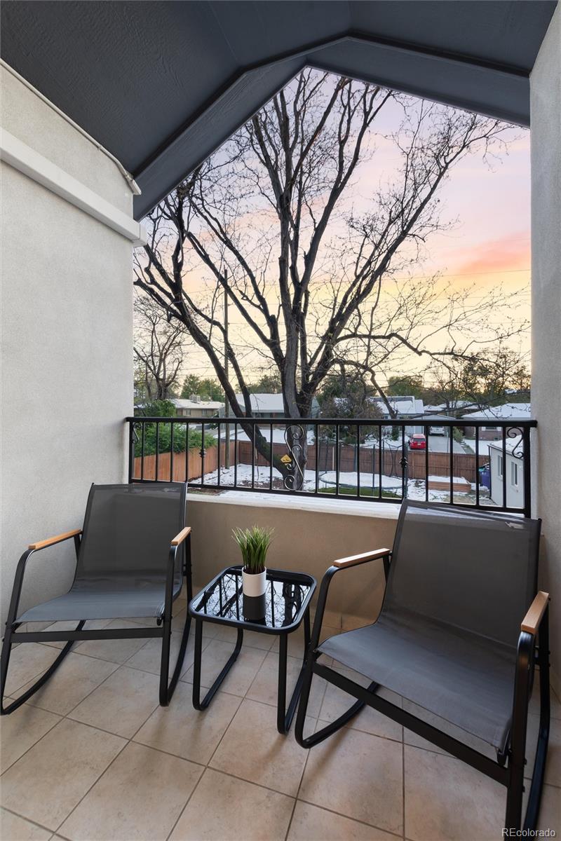 215 Ivanhoe Street Denver CO 80220