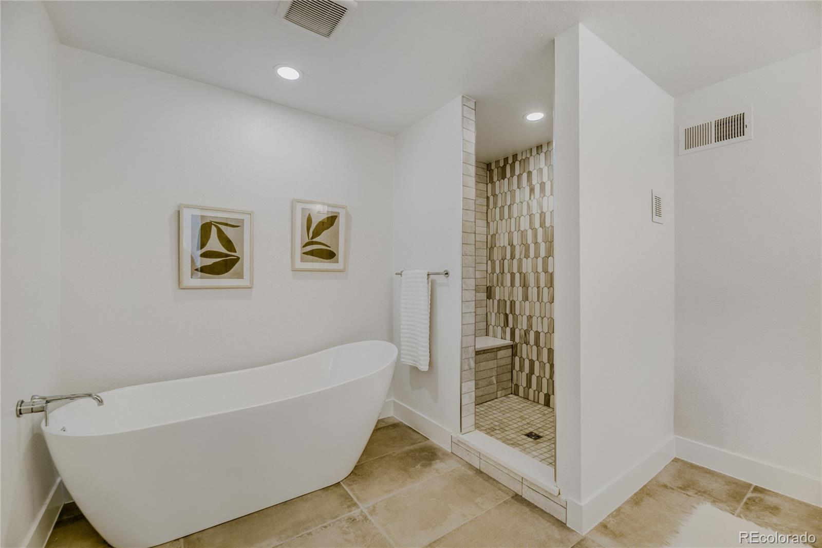 2631 Kearney Street Denver CO 80207