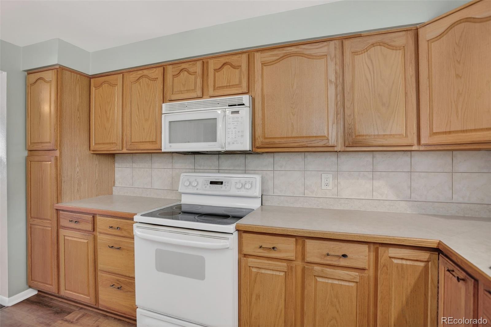 6942 W 68th Place Arvada CO 80003