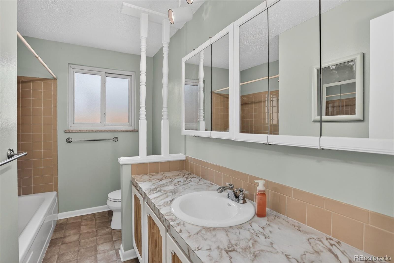 6942 W 68th Place Arvada CO 80003