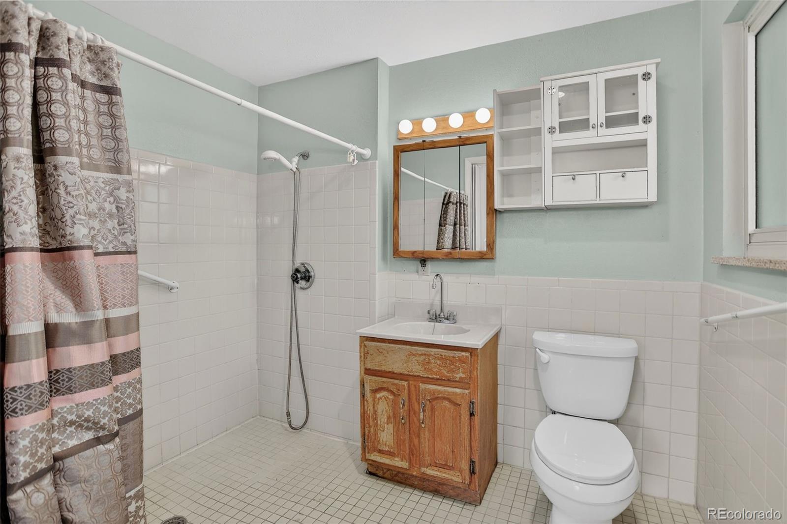 6942 W 68th Place Arvada CO 80003