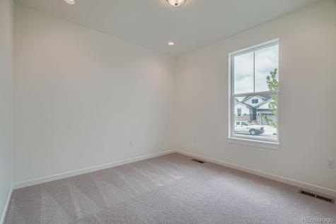 8925 S Riviera Way Aurora CO 80016