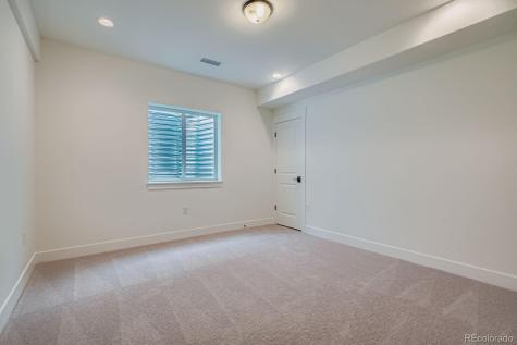 8925 S Riviera Way Aurora CO 80016
