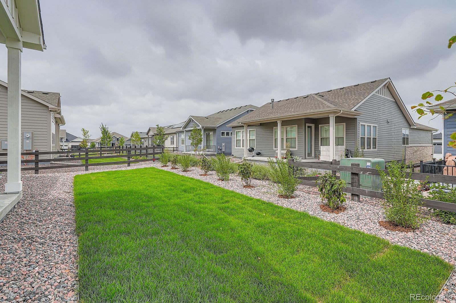 8925 S Riviera Way Aurora CO 80016