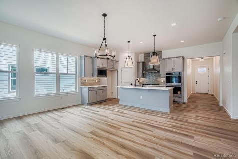 8925 S Riviera Way Aurora CO 80016