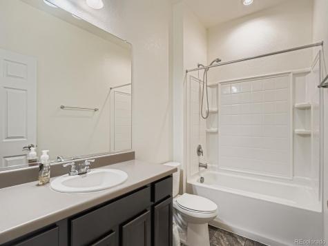 6255 N Gibralter Court Aurora CO 80019