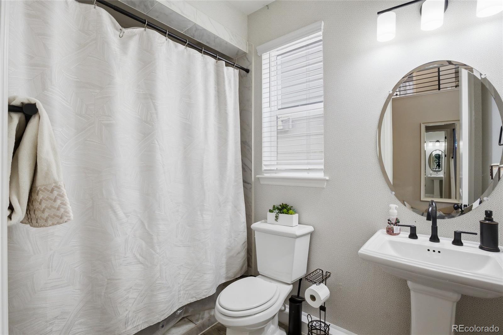 9819 Truckee Street Commerce City CO 80022