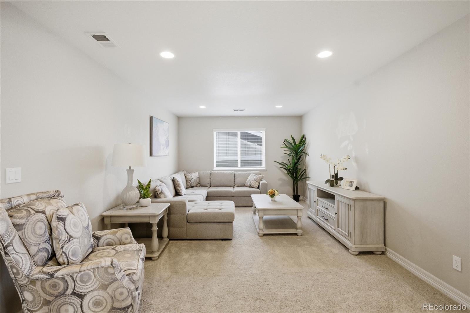 9819 Truckee Street Commerce City CO 80022