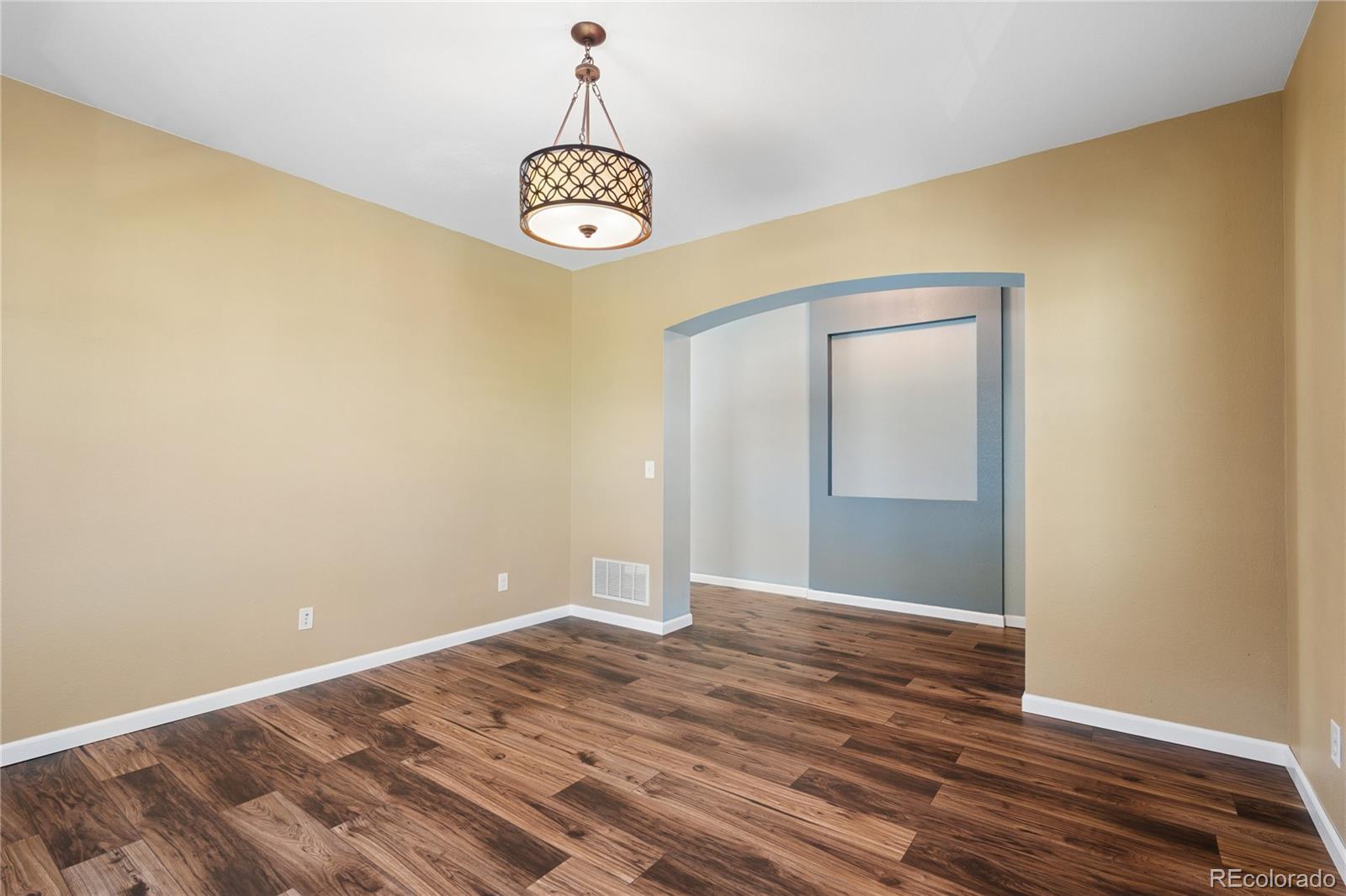 5054 S Shawnee Street Aurora CO 80015