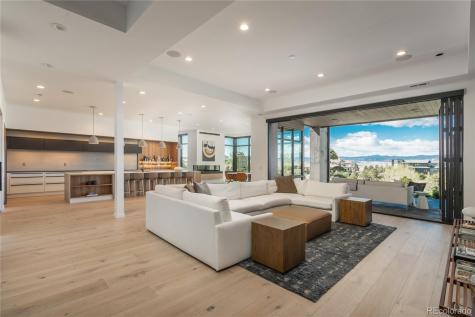 502 Emberglow Lane Highlands Ranch CO 80126