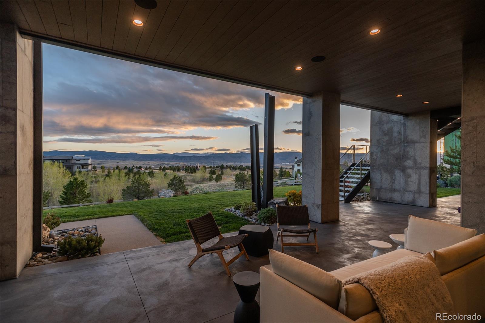 502 Emberglow Lane Highlands Ranch CO 80126