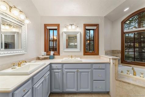 127 Marks Lane Breckenridge CO 80424