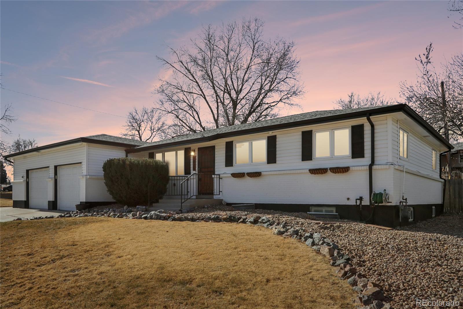 1825 S Saulsbury Court Lakewood CO 80232