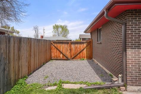 4182 W Quinn Place Denver CO 80236