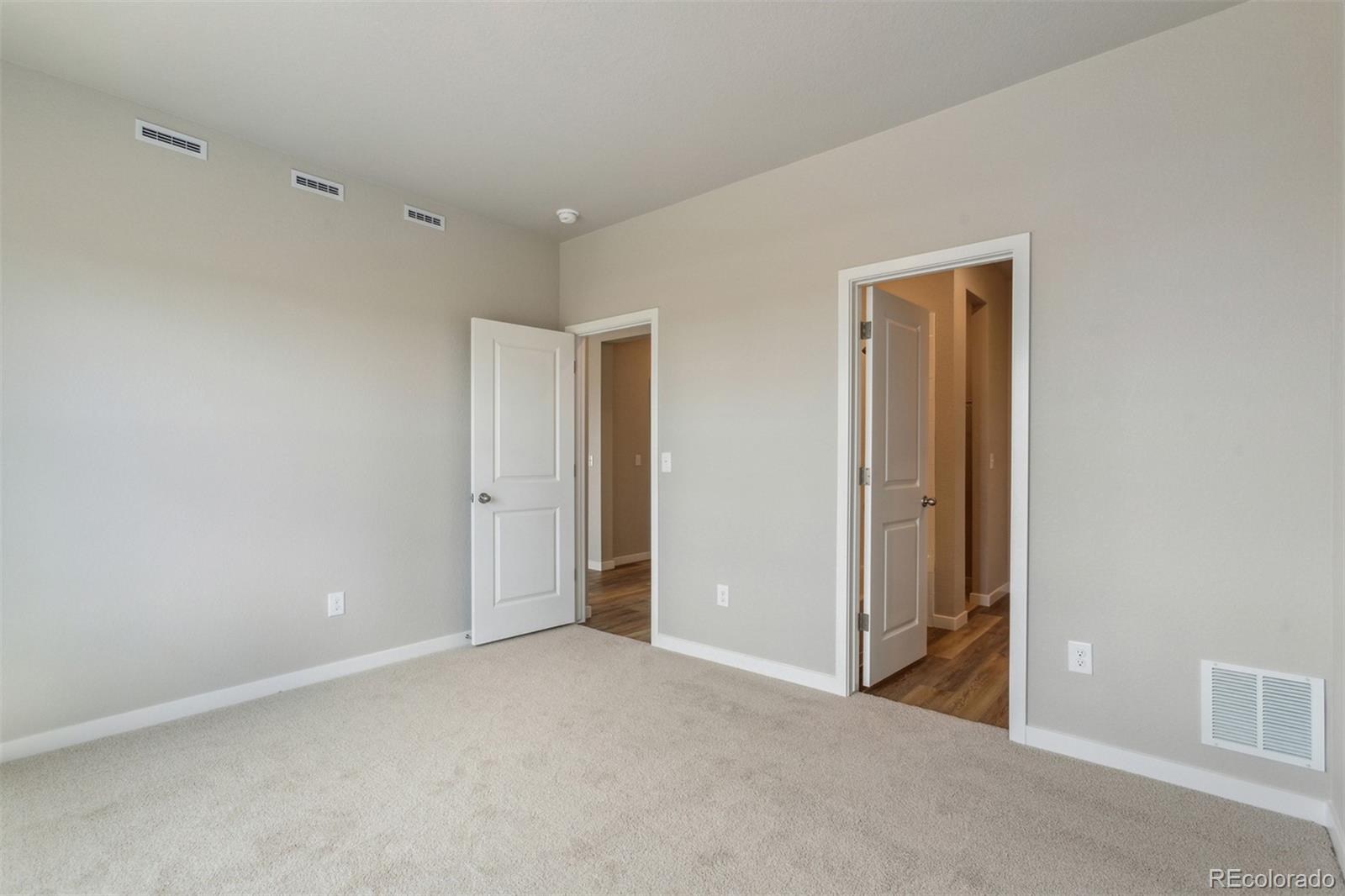 48215 Shetland Drive Bennett CO 80102