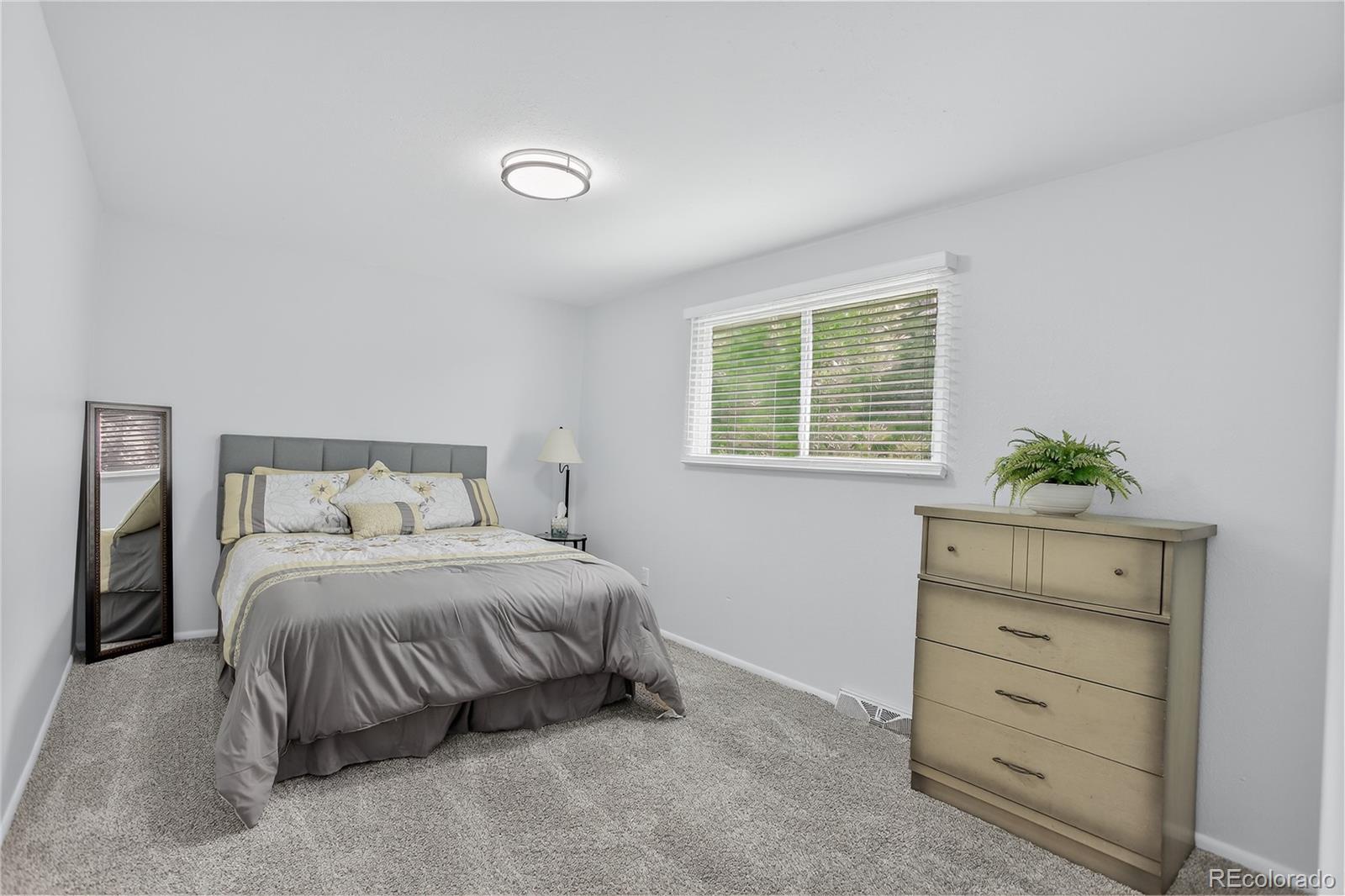 5466 W Indore Drive Littleton CO 80128