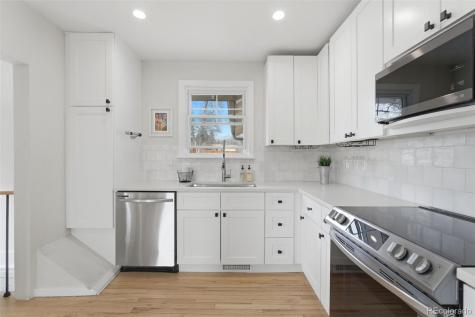 6983 W 68th Avenue Arvada CO 80003