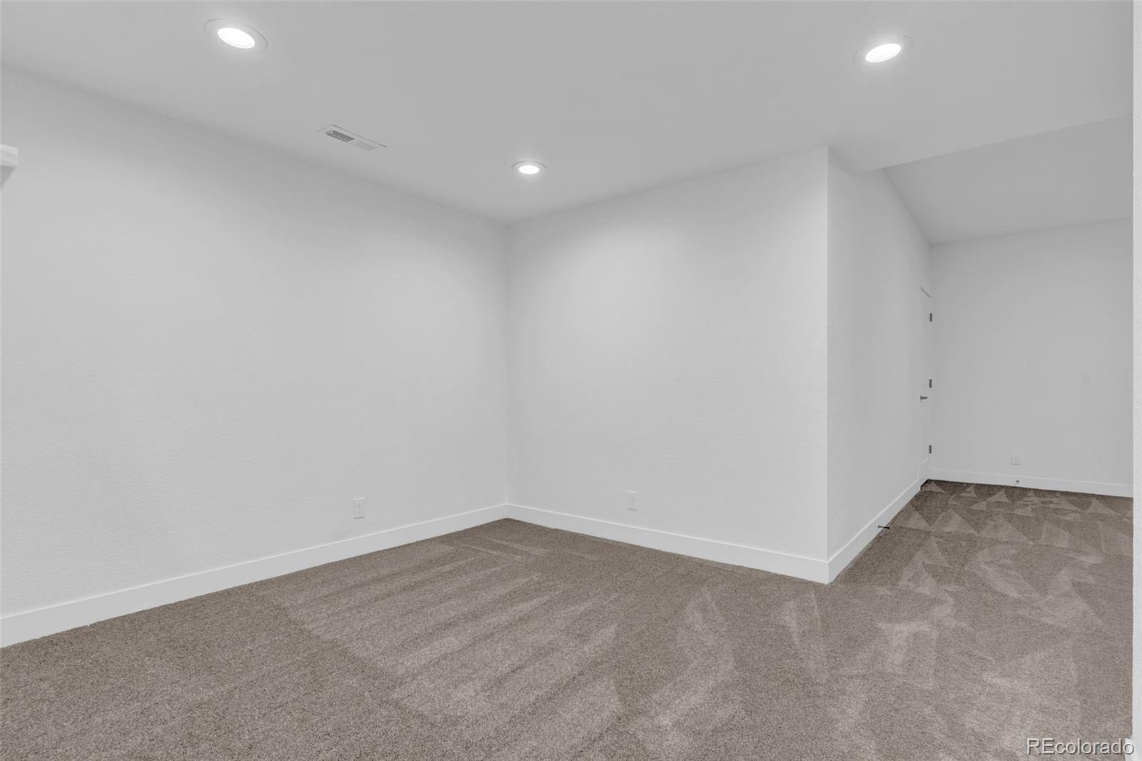 9335 E 58th Drive Denver CO 80238