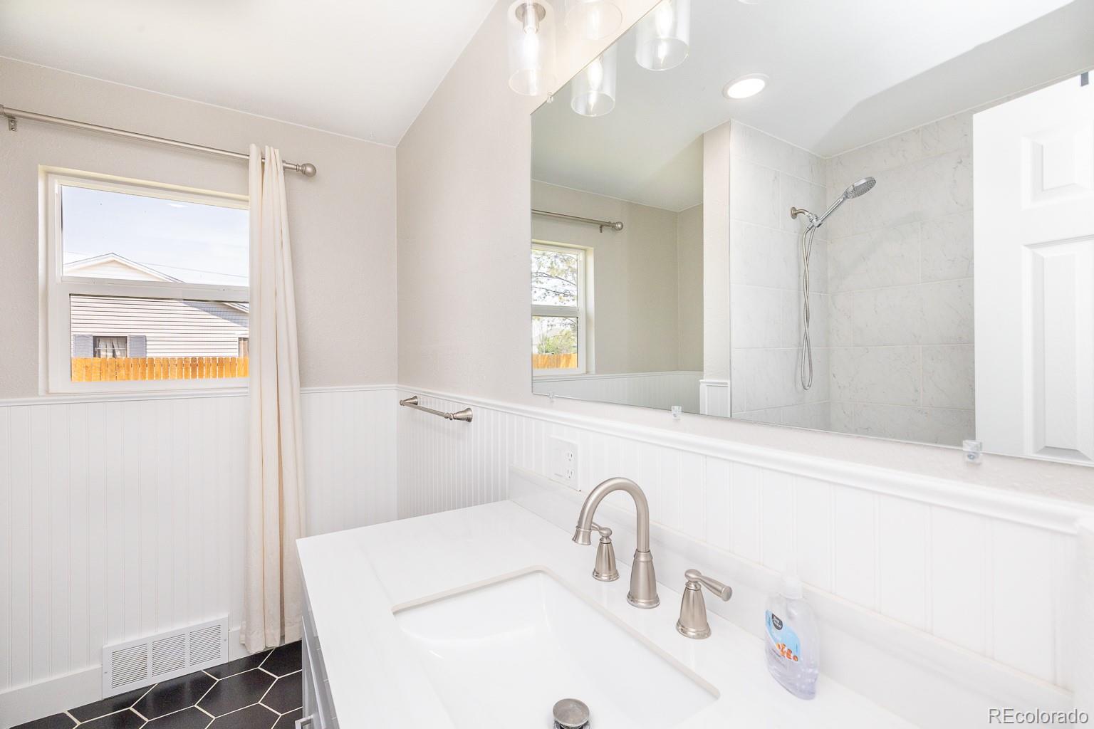425 G Avenue Limon CO 80828