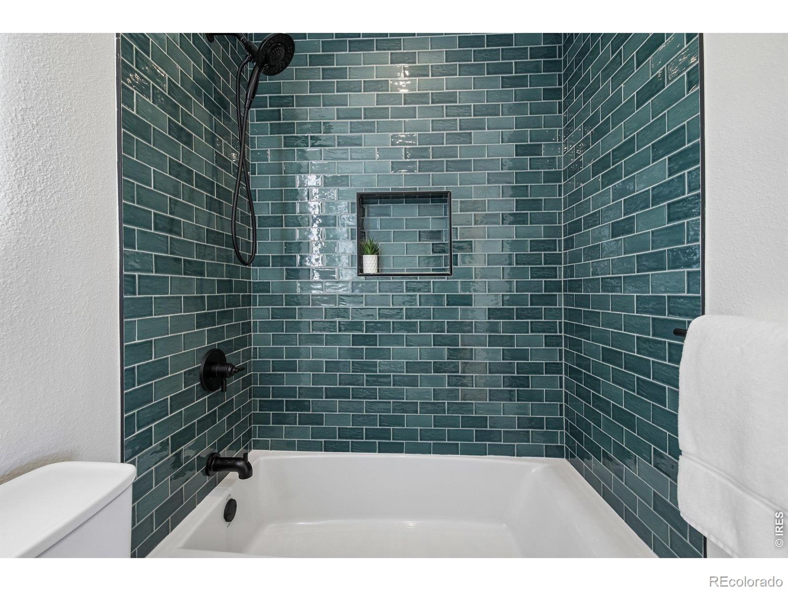 1590 Findlay Way Boulder CO 80305