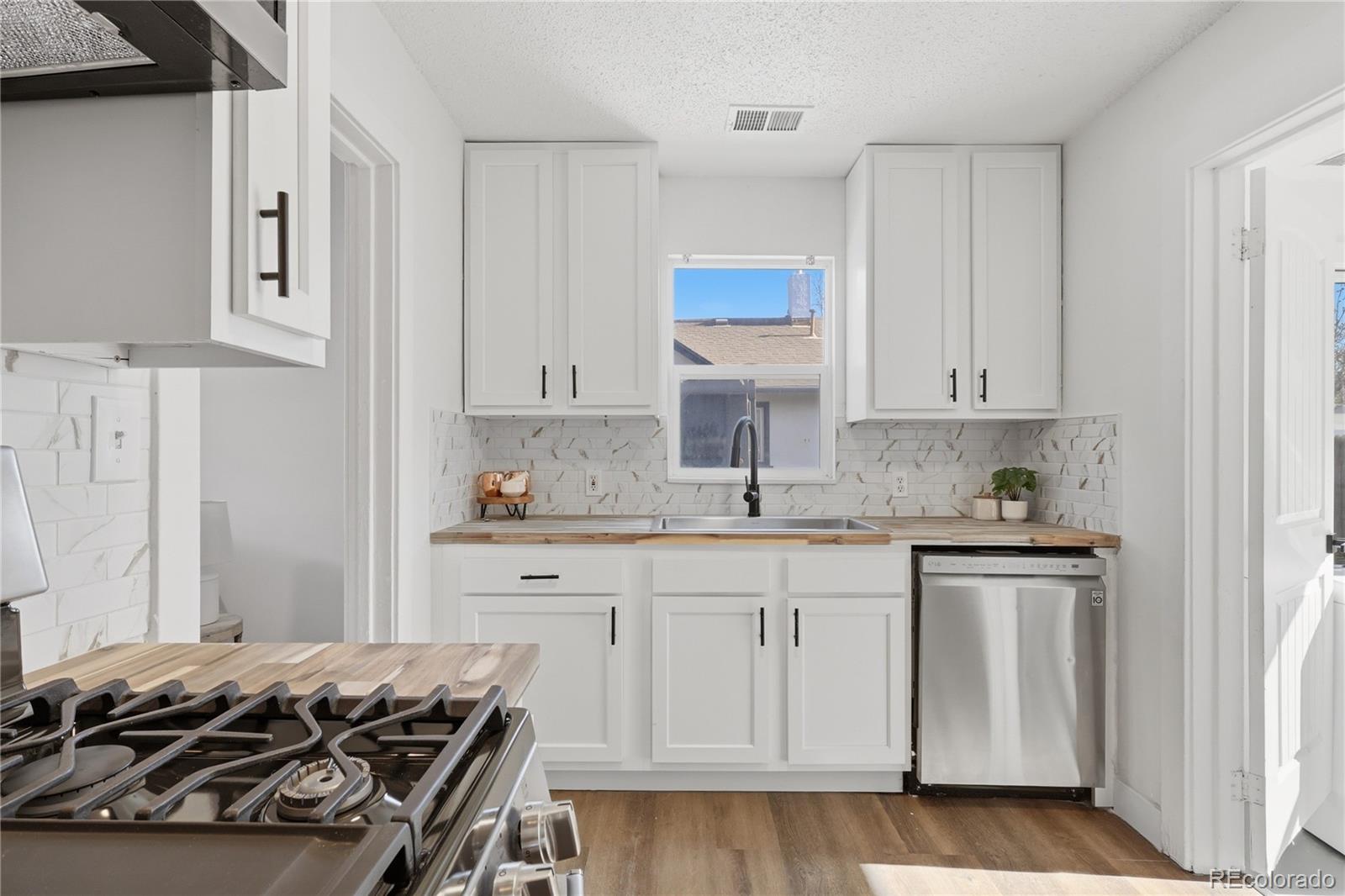 1334 Havana Street Aurora CO 80010