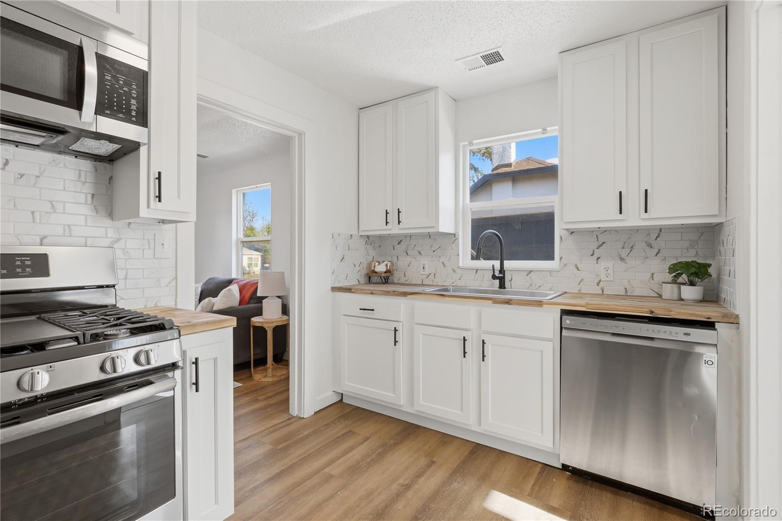 1334 Havana Street Aurora CO 80010