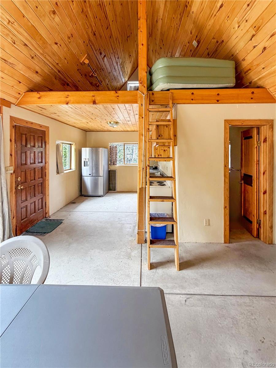 33 Big Bear Road Mosca CO 81146