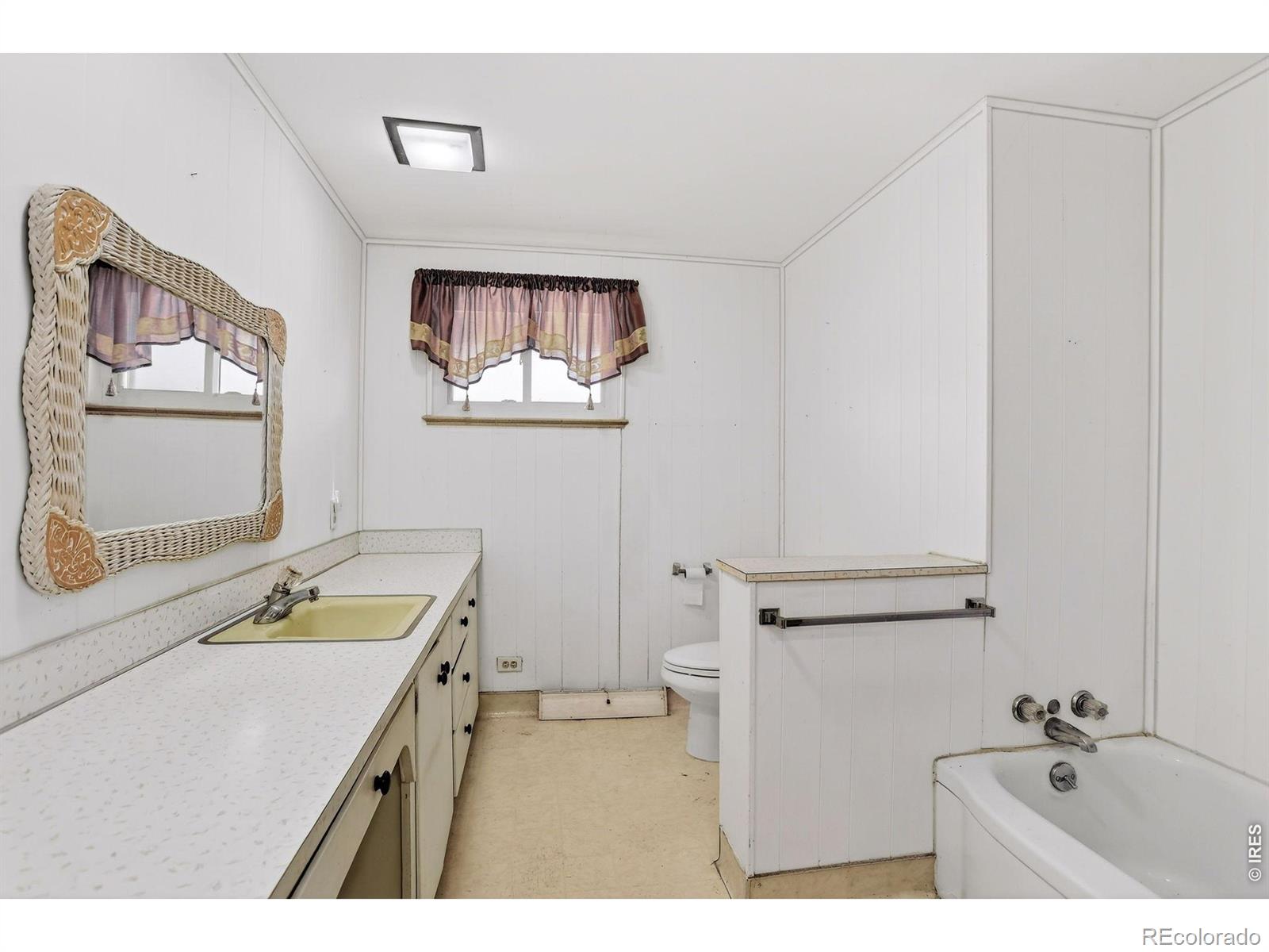 1035 N 4th Street Berthoud CO 80513