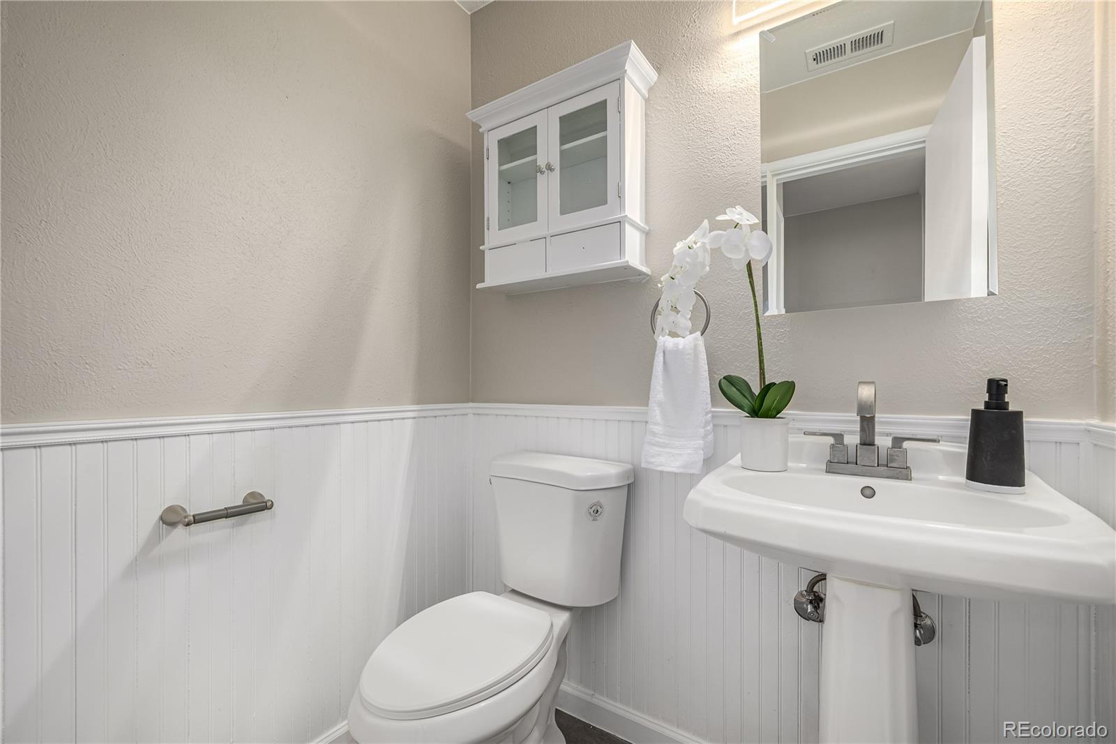 2540 S Jasmine Street Denver CO 80222