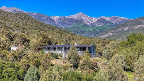 236 Boreen Way Howard CO 81233