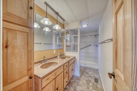 236 Boreen Way Howard CO 81233