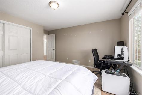 1116 S Rifle Circle Aurora CO 80017