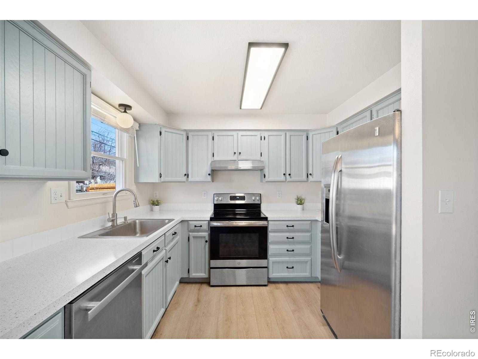 1217 Hunter Court Longmont CO 80501