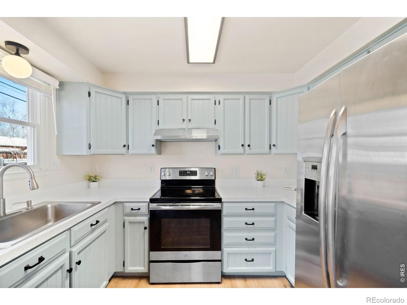 1217 Hunter Court Longmont CO 80501