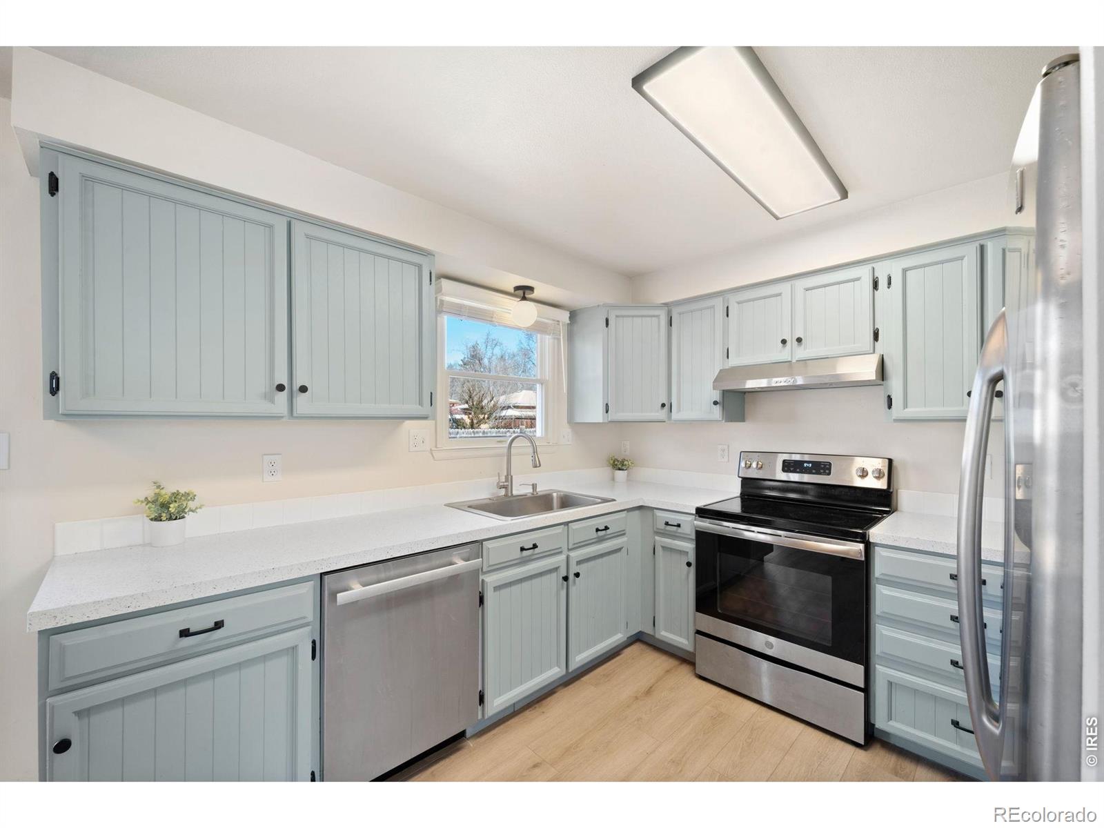 1217 Hunter Court Longmont CO 80501