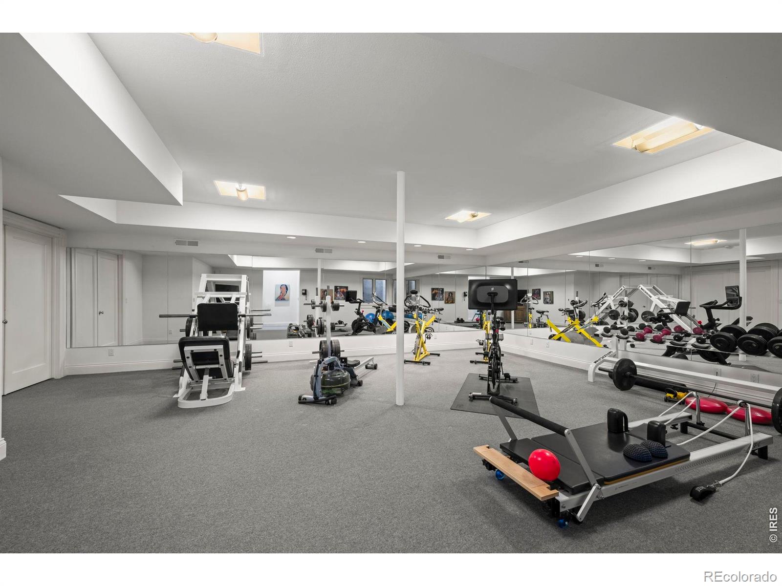8414 Firethorn Court Niwot CO 80503