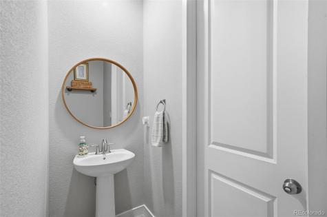 17668 Eclipse Street Broomfield CO 80023